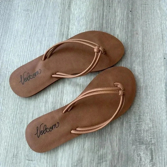 Volcom minimalistic flip flops NWT SZ 8 - Picture 2 of 4